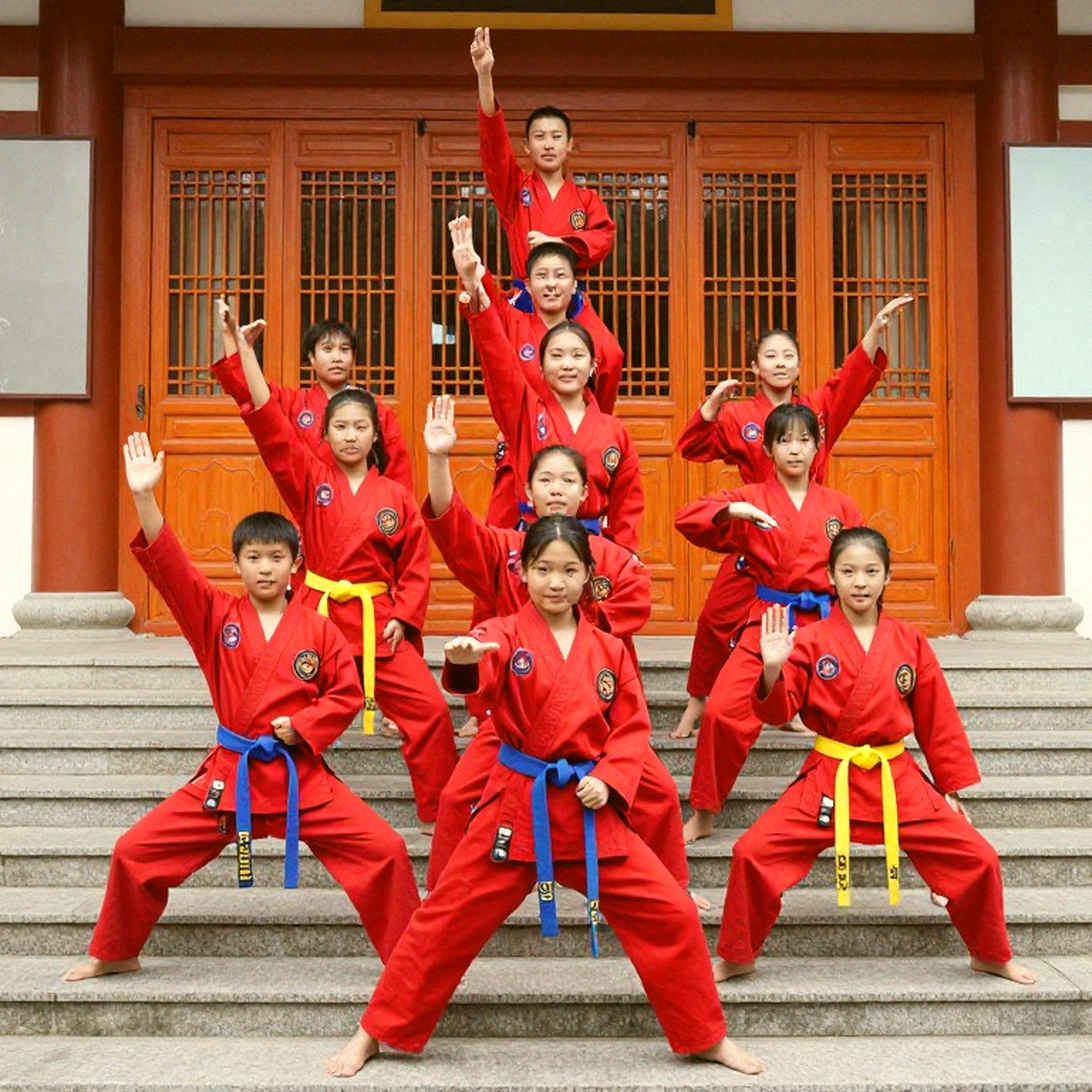 Dương Thúy Vi, 0,133 điểm và tuổi 33: Vùng tối của một tượng đài bền bỉ