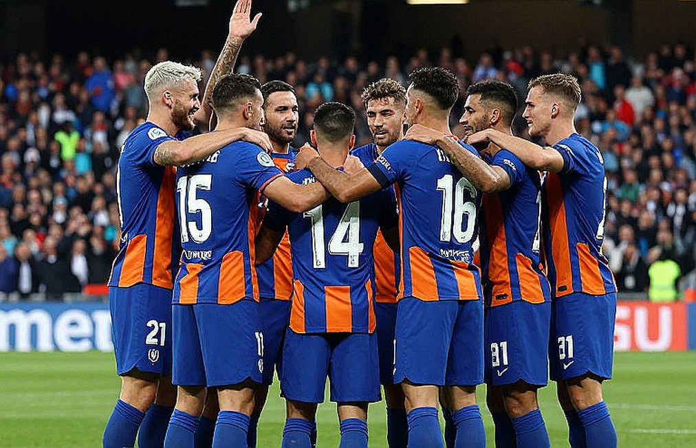 Mưa 64mm ở Lake Como, cảnh báo cam và một trận Champions League không khớp hồ sơ