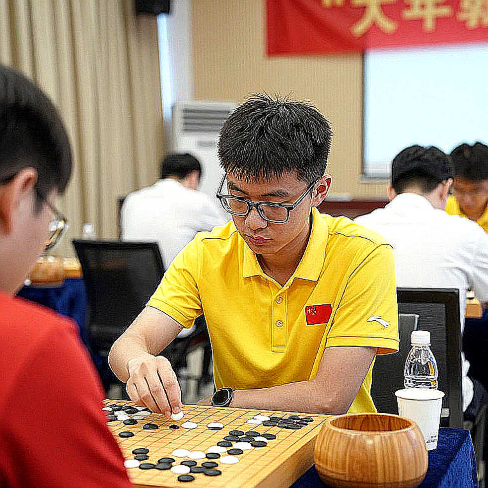 Gray Returns Less Than Two Months After Retiring: A Cross-Border Deal and the Value Equation of Southeast Asian Lien Quan Mobile