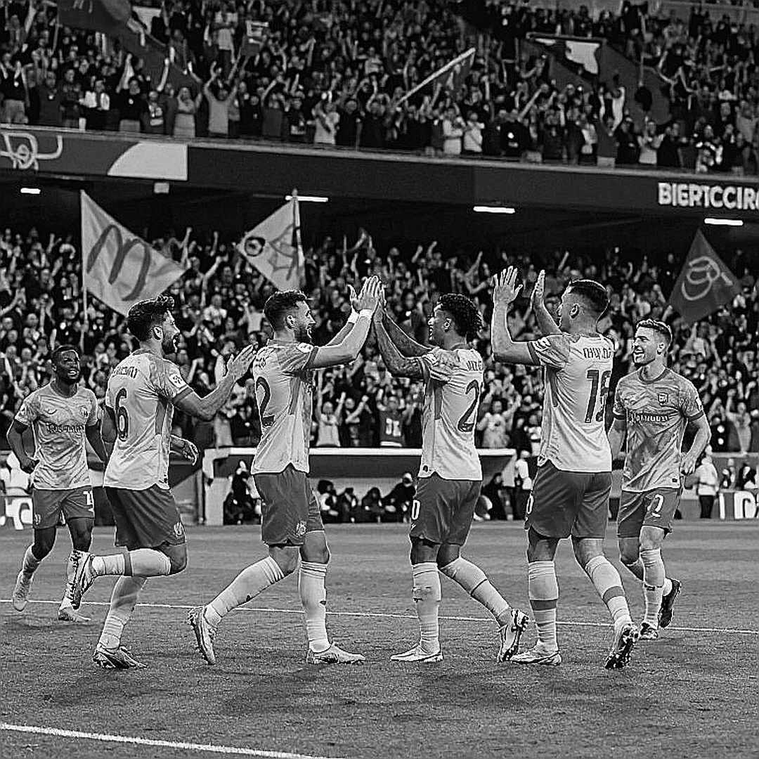 Phút 76 và bản hợp đồng không tên: Khi Barcelona học cách nói không với cơn bão
