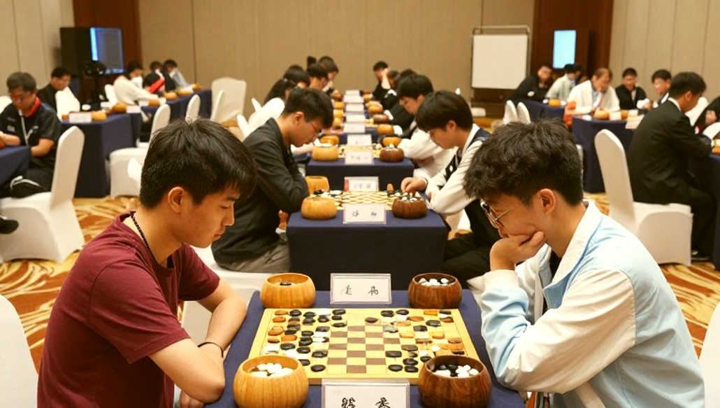 Olympiad Cờ vua: Gukesh xuống bàn 4, Humpy dẫn đội nữ Ấn Độ