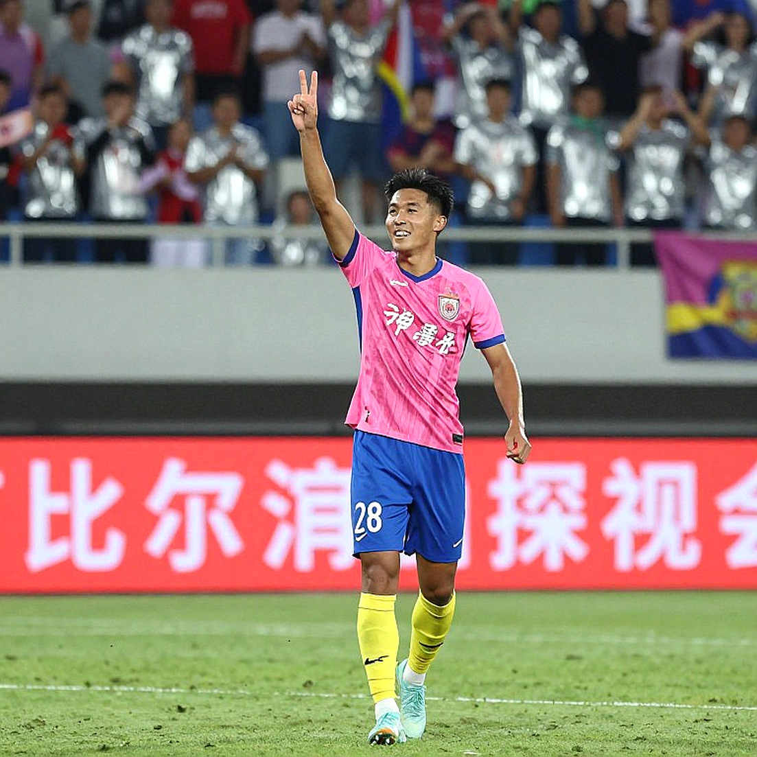 Thổ Nhĩ Kỳ đóng cửa tập luyện trước Pháp: Montella và bài toán thiếu vắng Orkun Kökçü Thổ Nhĩ Kỳ đóng cửa tập luyện trước Pháp: Montella và bài toán thiếu vắng Orkun Kökçü