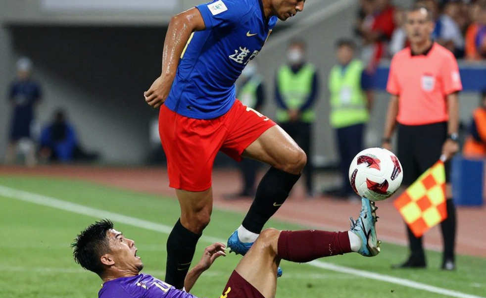 Tại sao khoảng trống dữ liệu lại là vũ khí nguy hiểm nhất của bóng đá hiện đại
