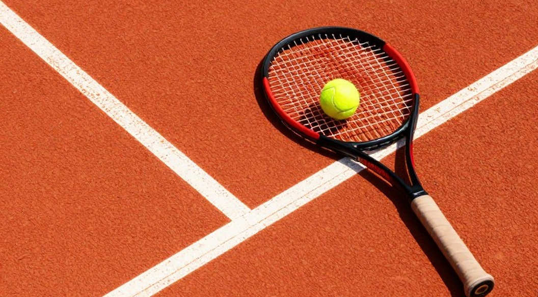 Khi quần vợt giao con mắt cho máy: Từ Flushing Meadows 2026 đến những sân không còn trọng tài biên
