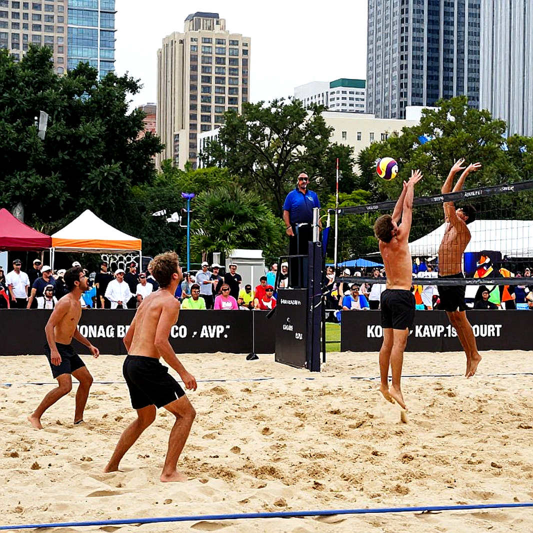 Bóng chuyền bãi biển Dakar 2026: sáu dòng giờ bỏ trống và một dấu mốc châu Phi bị xếp sau danh sách cặp đấu